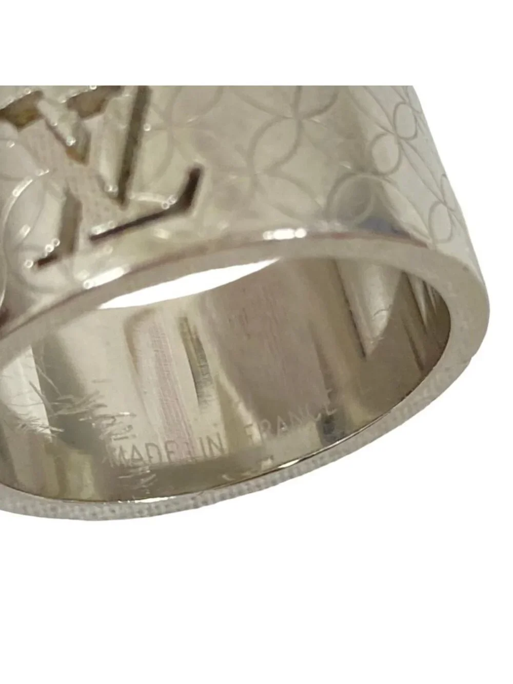 Louis Vuitton Bague Ring L Equivalent to Silver
